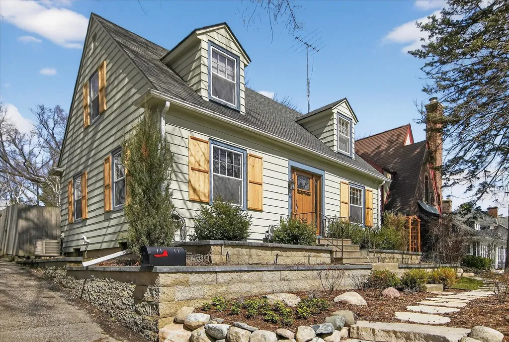 1732 Jackson Avenue Ann Arbor City MI 48103