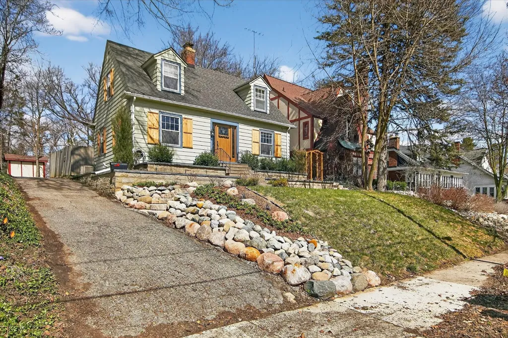 1732 Jackson Avenue Ann Arbor City MI 48103