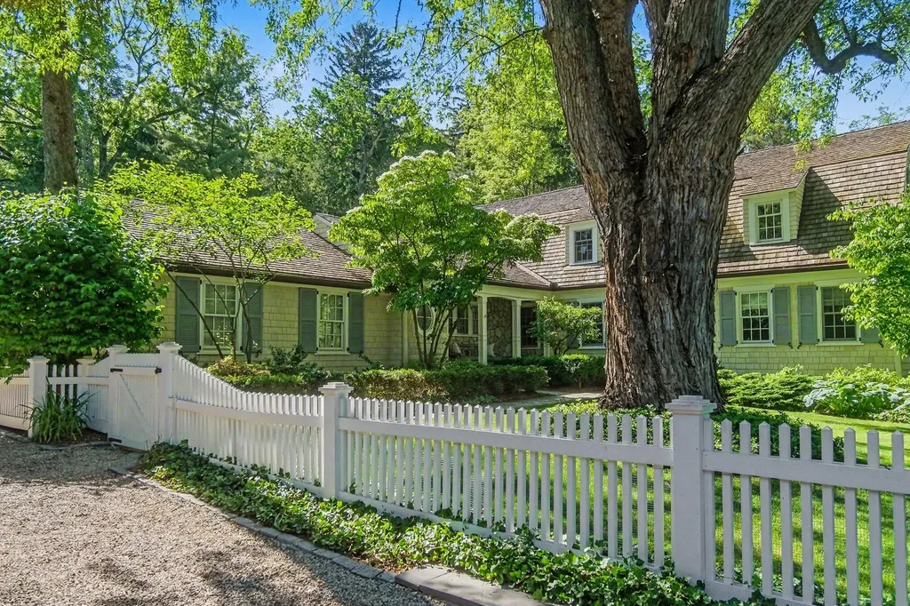 540 Rock Creek Drive Ann Arbor Charter Township MI 48104