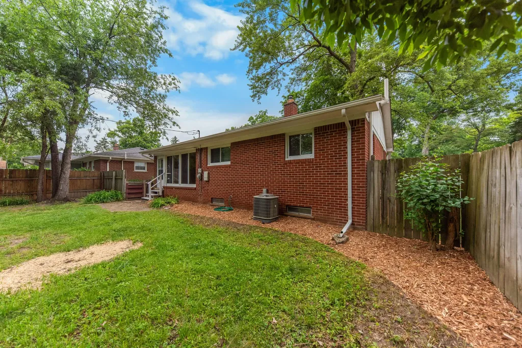 1025 Western Drive Ann Arbor City MI 48103