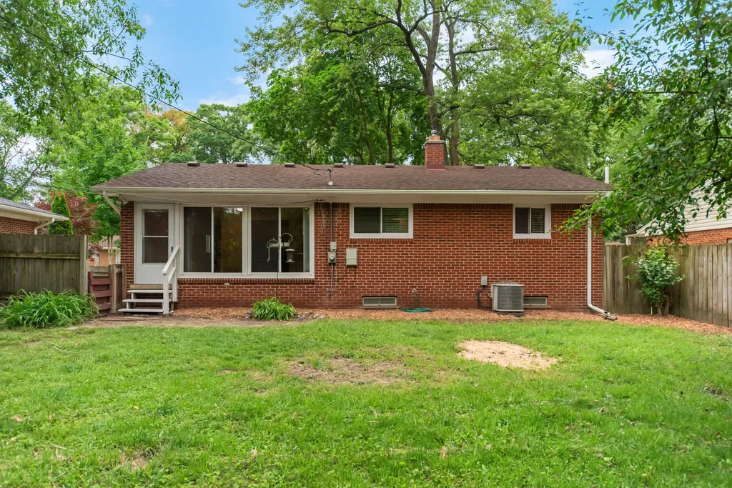 1025 Western Drive Ann Arbor City MI 48103