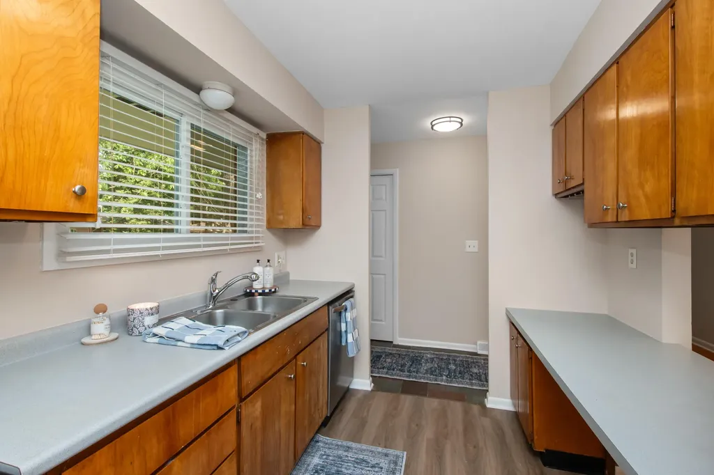 1025 Western Drive Ann Arbor City MI 48103