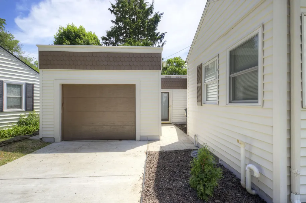 2931 Shady Lane Ann Arbor City MI 48104