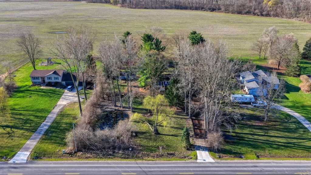 6112 Bemis Road Augusta Charter Township MI 48197