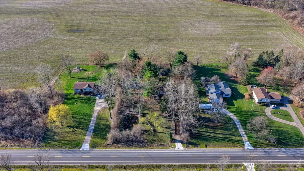 6112 Bemis Road Augusta Charter Township MI 48197