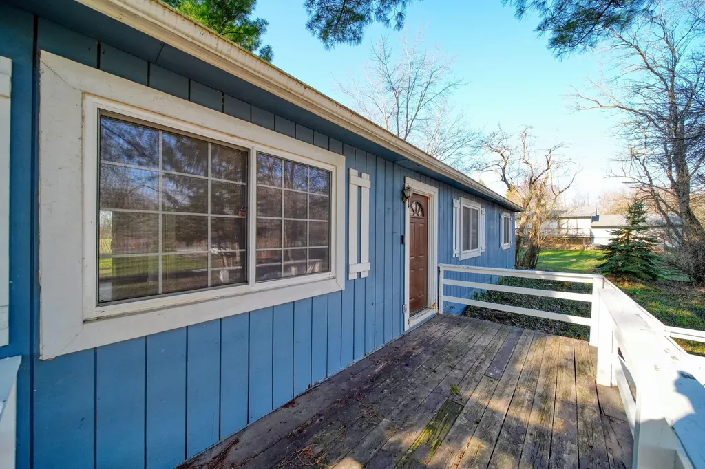 6112 Bemis Road Augusta Charter Township MI 48197