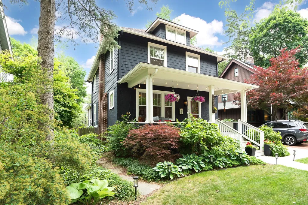 1303 S Forest Avenue Ann Arbor City MI 48104