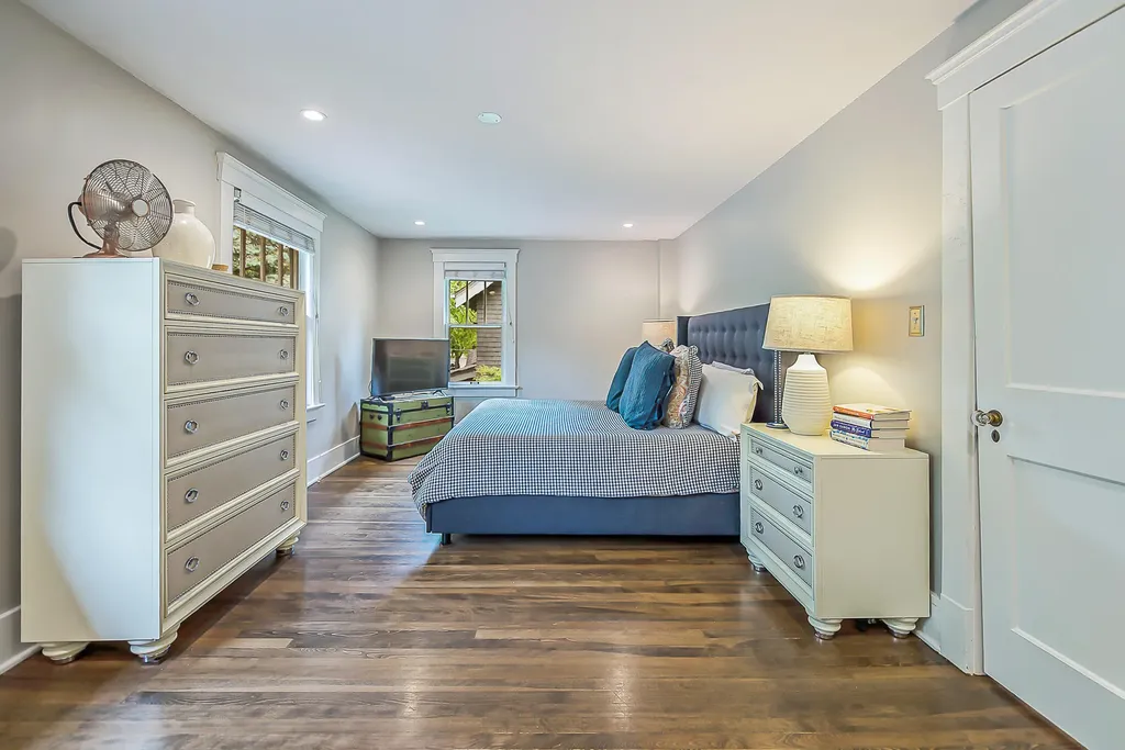 1303 S Forest Avenue Ann Arbor City MI 48104