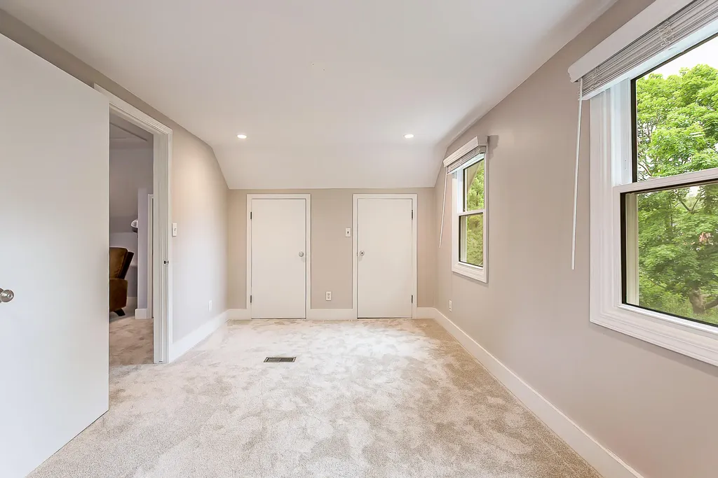 1303 S Forest Avenue Ann Arbor City MI 48104