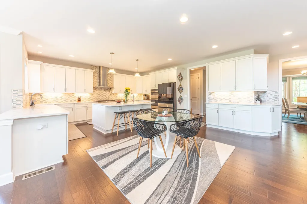 2376 Westbrooke Circle S Ann Arbor Charter Township MI 48105