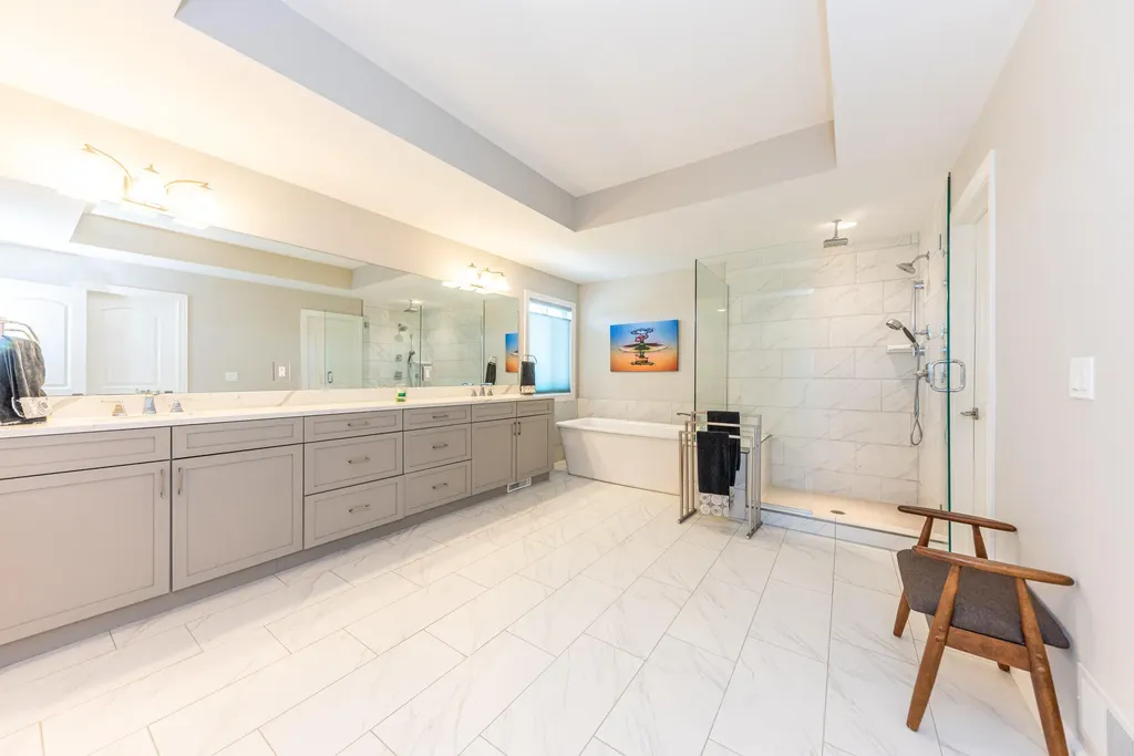 2376 Westbrooke Circle S Ann Arbor Charter Township MI 48105