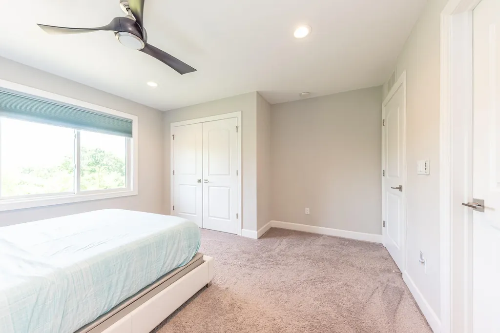 2376 Westbrooke Circle S Ann Arbor Charter Township MI 48105