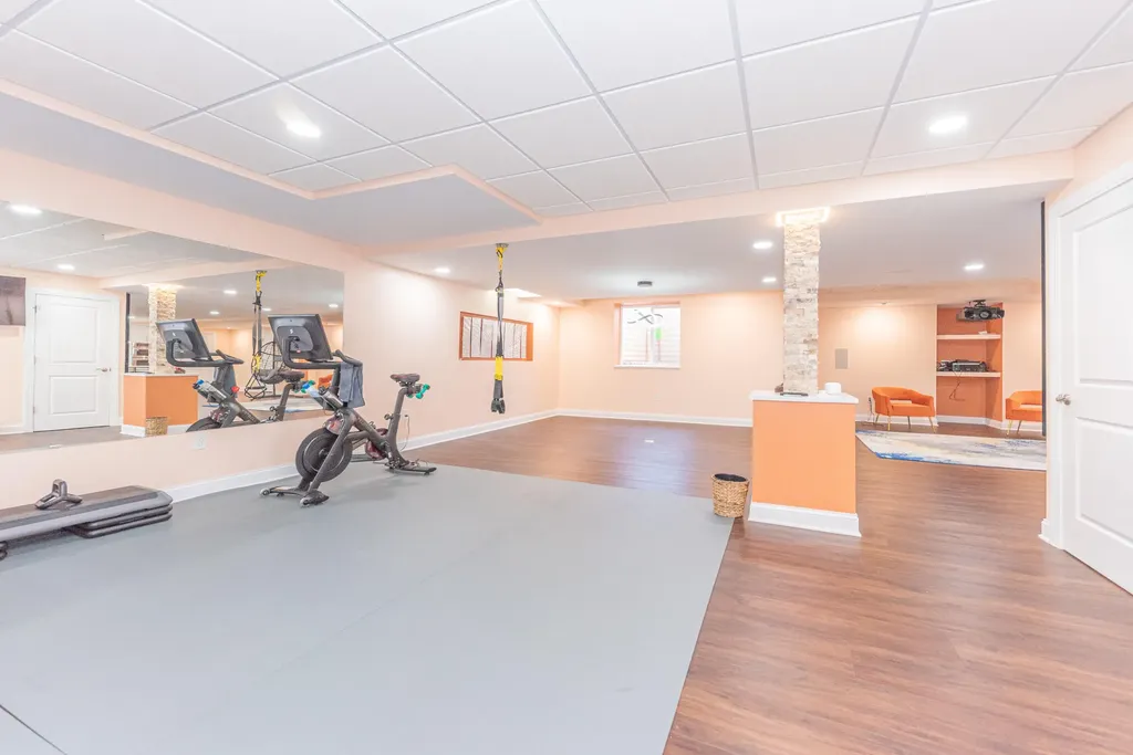 2376 Westbrooke Circle S Ann Arbor Charter Township MI 48105