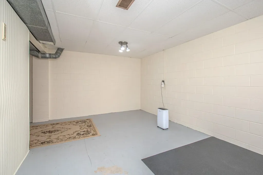 1795 Hideaway Lane Ann Arbor City MI 48105