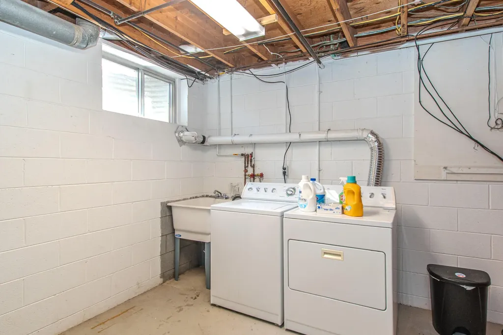 1795 Hideaway Lane Ann Arbor City MI 48105