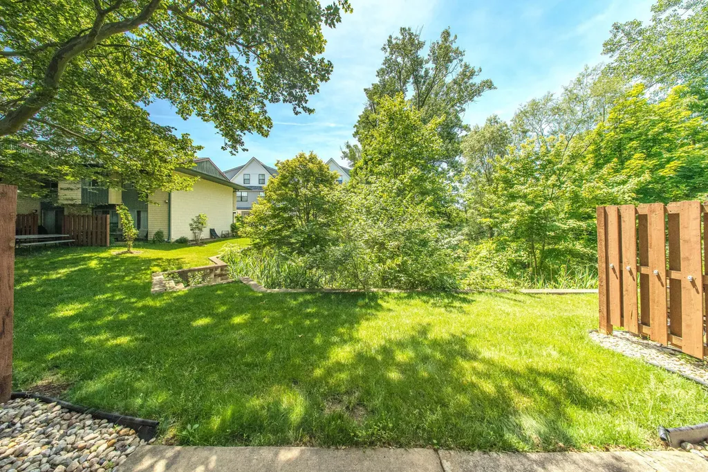 1795 Hideaway Lane Ann Arbor City MI 48105
