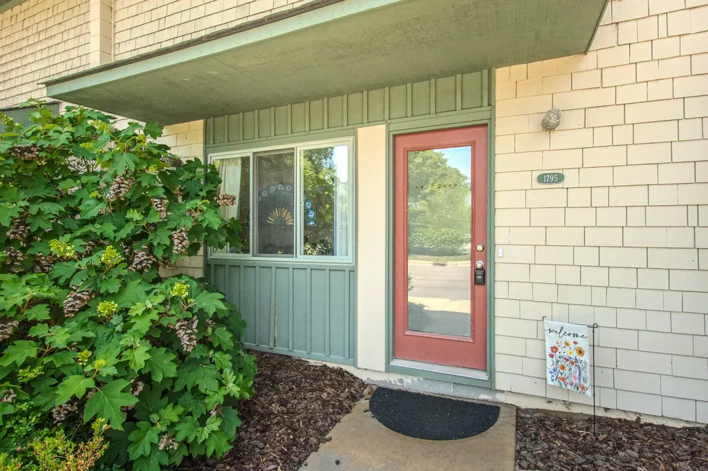 1795 Hideaway Lane Ann Arbor City MI 48105