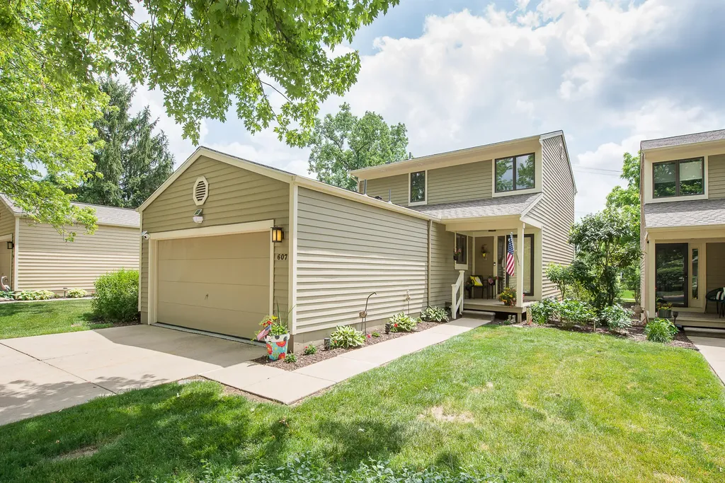 607 Woodcreek Circle Saline City MI 48176