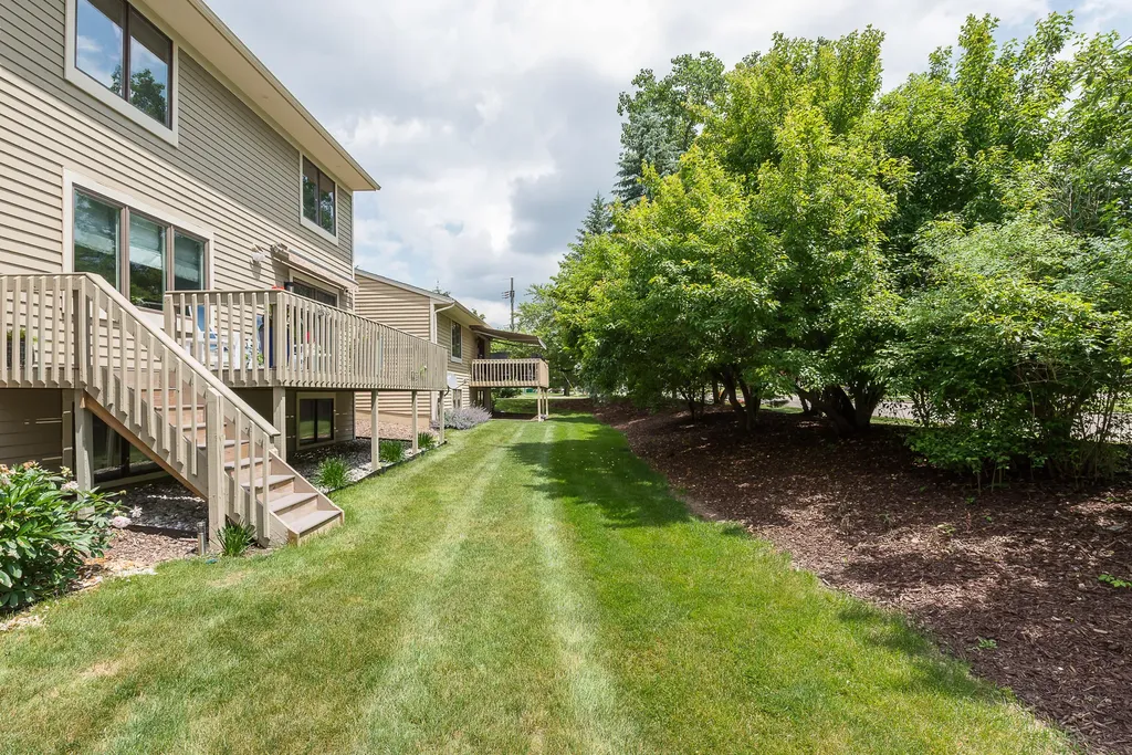 607 Woodcreek Circle Saline City MI 48176