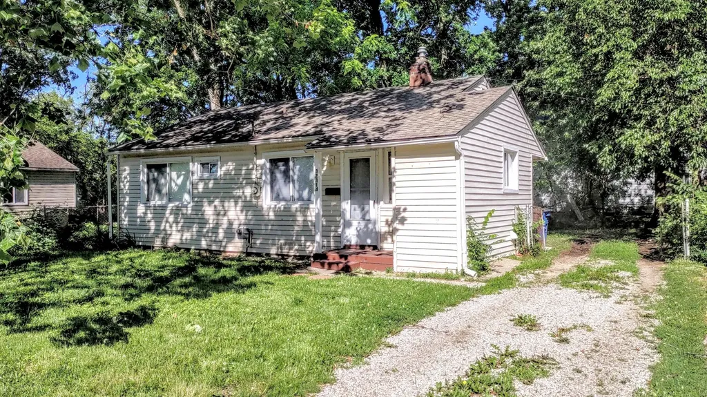 32314 Ogemaw Street Westland City MI 48186