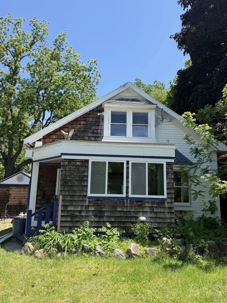 912 N River Street Ypsilanti Charter Township MI 48198