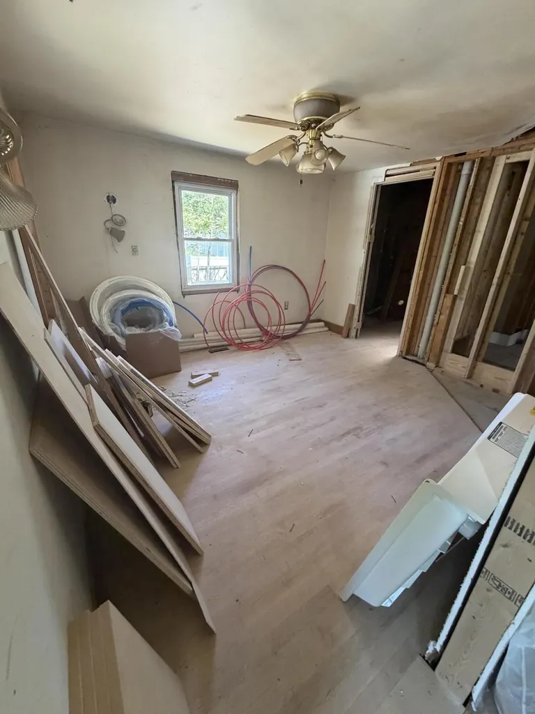 912 N River Street Ypsilanti Charter Township MI 48198