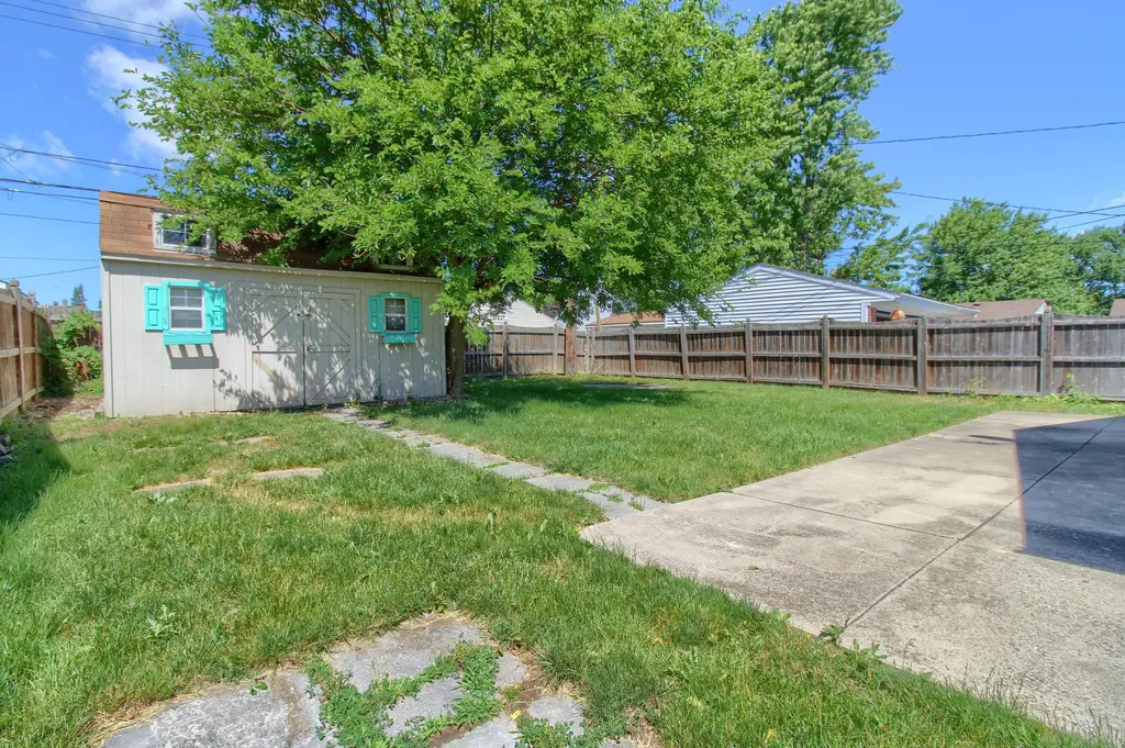 18266 Hamann Street Riverview City MI 48193