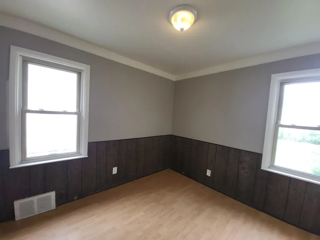 22820 Teppert Avenue Eastpointe City MI 48021
