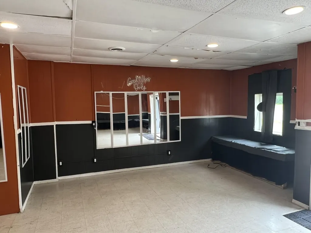 2055 Red Arrow Highway Benton Charter Township MI 49022