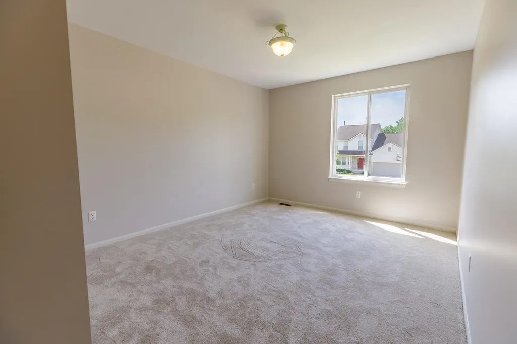 33738 Elmira Court Livonia City MI 48150