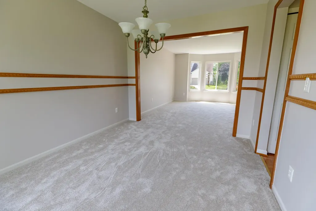 33738 Elmira Court Livonia City MI 48150