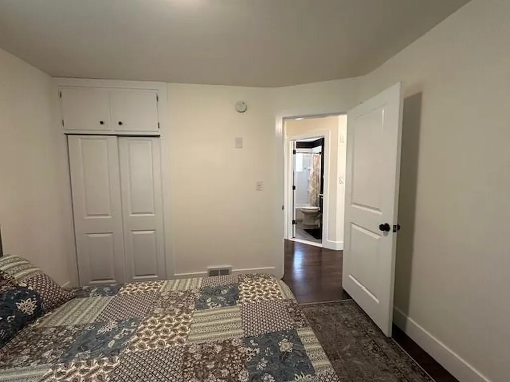 18450 Olympia Redford Charter Township MI 48240