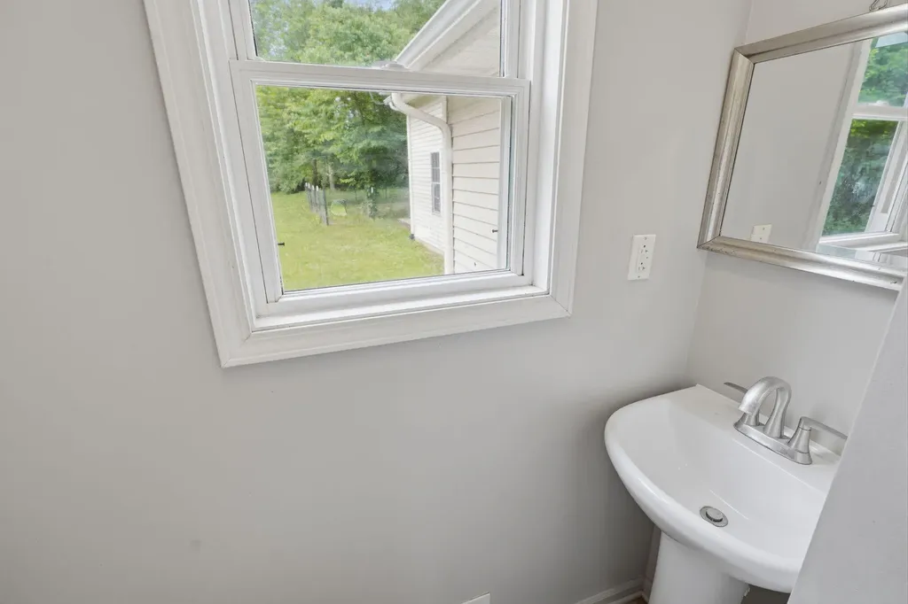9050 Almena Drive Oshtemo Charter Township MI 49009