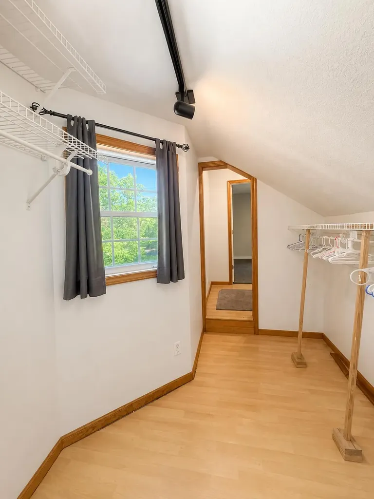 9050 Almena Drive Oshtemo Charter Township MI 49009