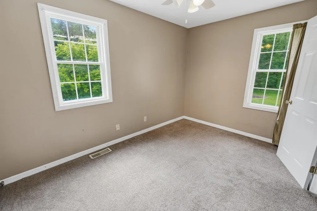 9050 Almena Drive Oshtemo Charter Township MI 49009