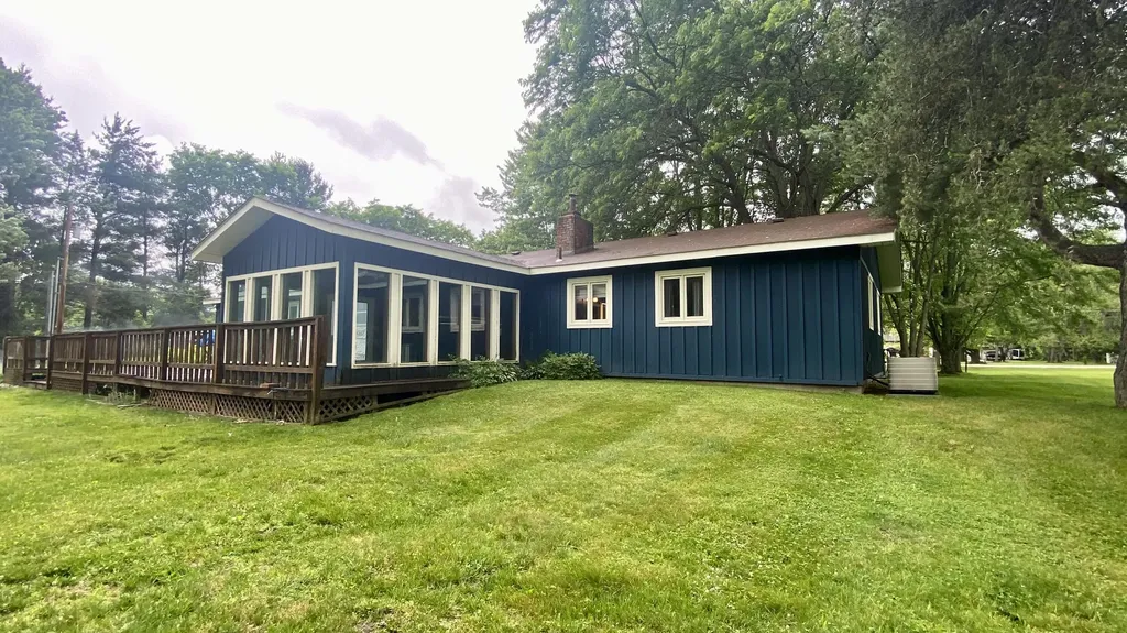641 Tracey Lane Brighton Township MI 48114