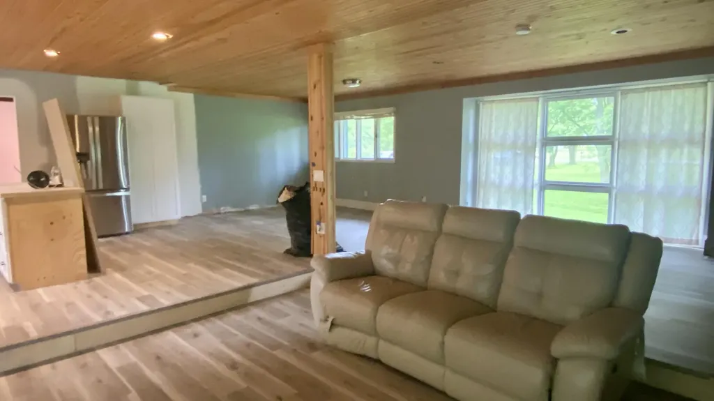 641 Tracey Lane Brighton Township MI 48114