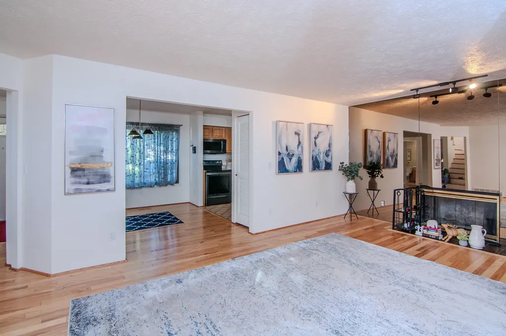 1325 Chartwell Carriage Way S East Lansing City MI 48823