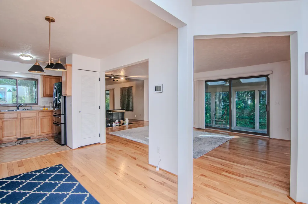 1325 Chartwell Carriage Way S East Lansing City MI 48823