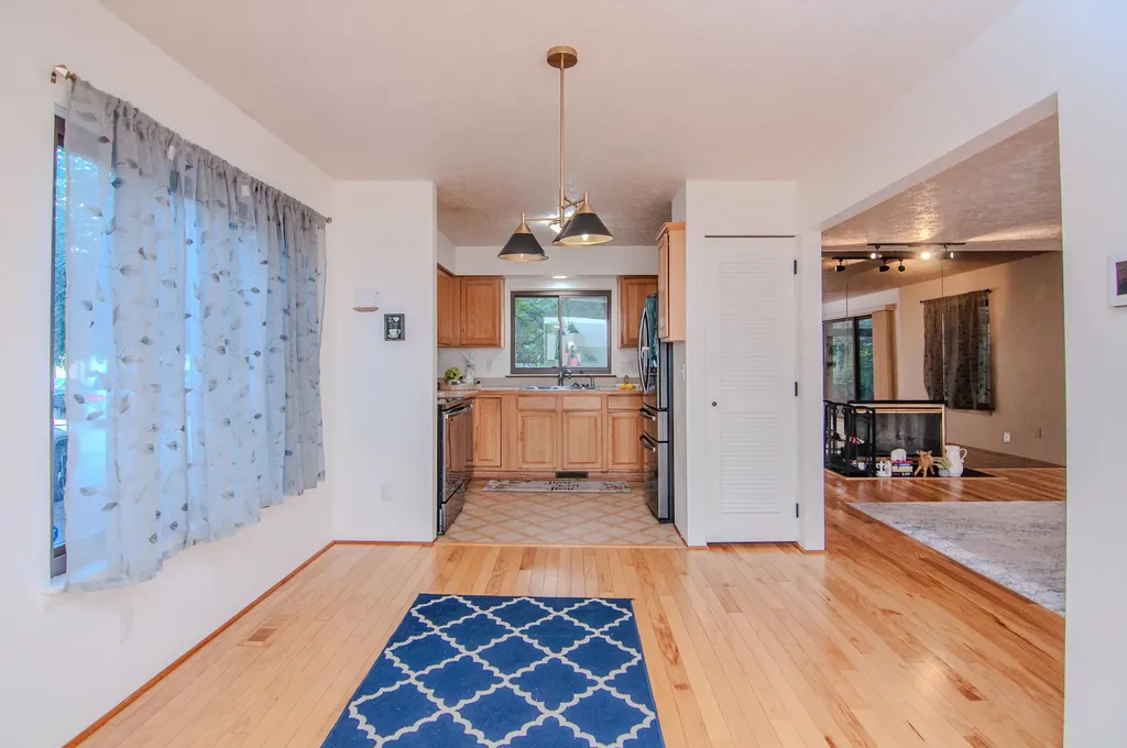 1325 Chartwell Carriage Way S East Lansing City MI 48823