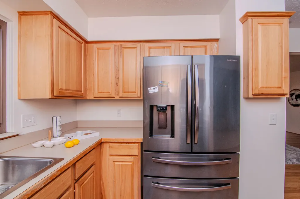 1325 Chartwell Carriage Way S East Lansing City MI 48823
