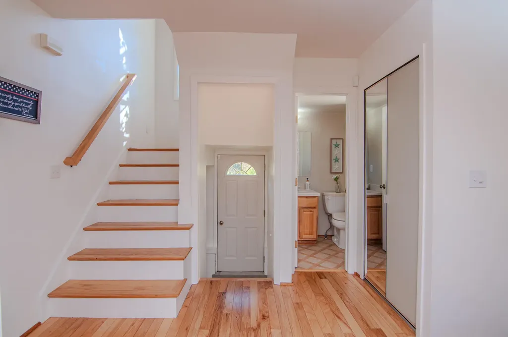 1325 Chartwell Carriage Way S East Lansing City MI 48823