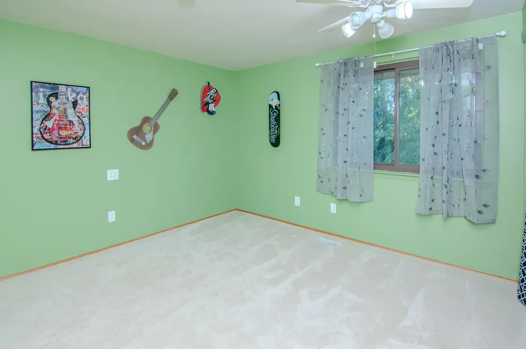 1325 Chartwell Carriage Way S East Lansing City MI 48823