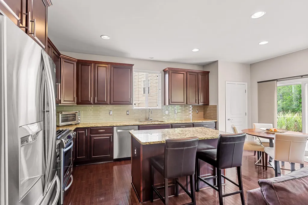 554 Glacier Lane Oceola Township MI 48843