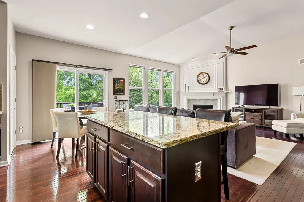 554 Glacier Lane Oceola Township MI 48843