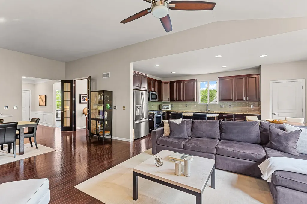 554 Glacier Lane Oceola Township MI 48843