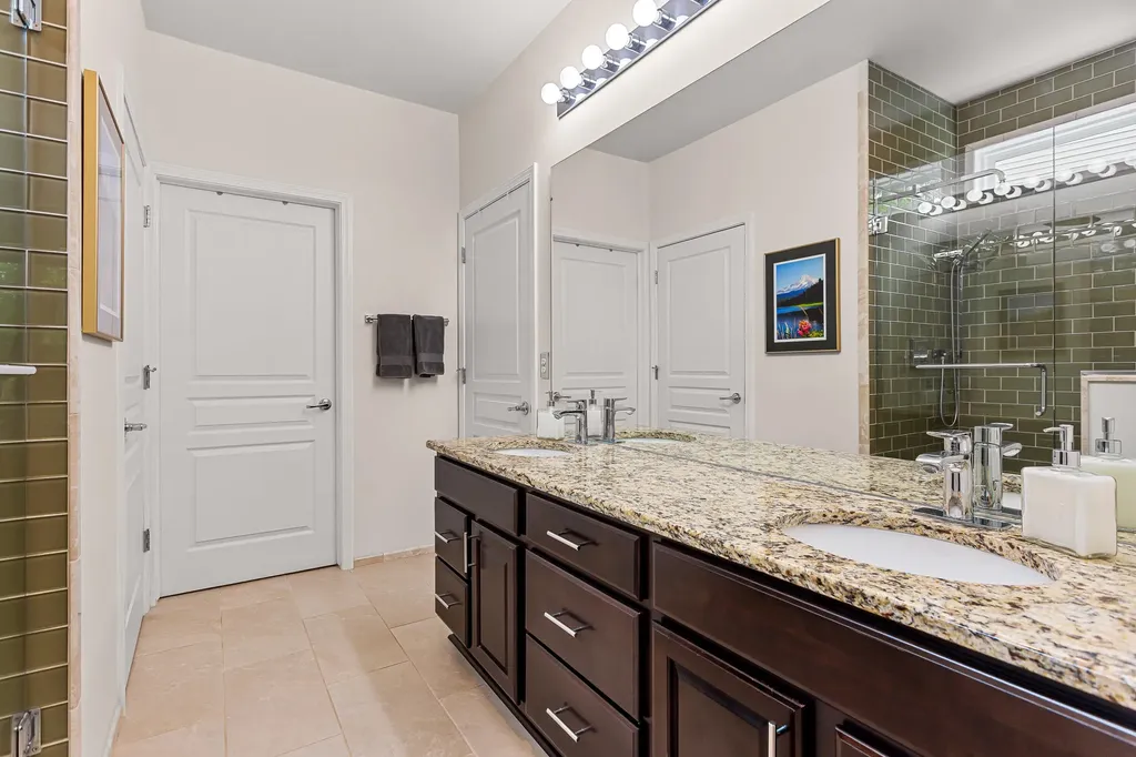 554 Glacier Lane Oceola Township MI 48843