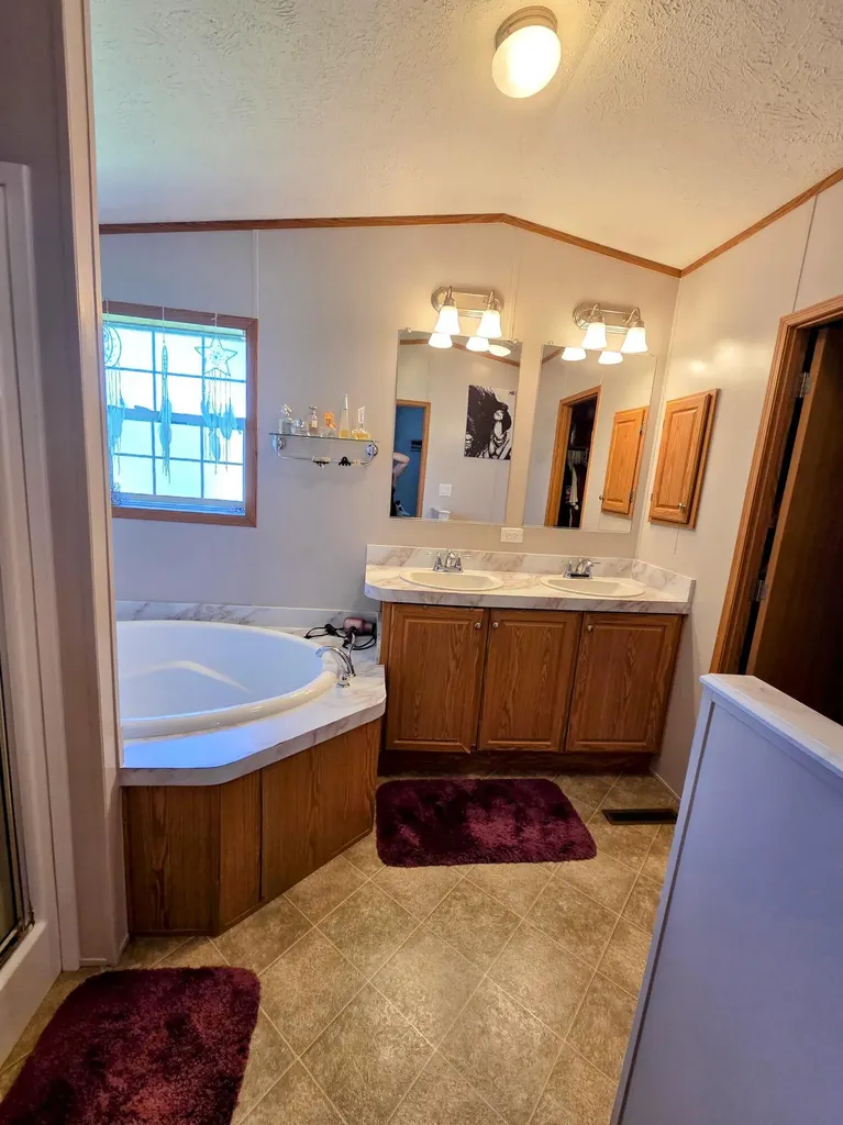 6988 Mckean Road Ypsilanti Charter Township MI 48197