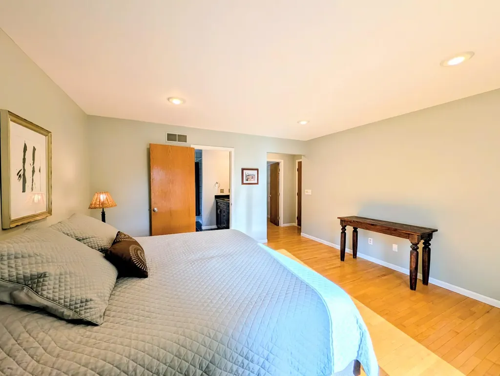 8698 Warner Road York Charter Township MI 48176