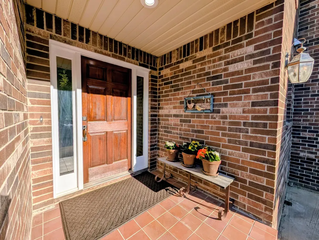 8698 Warner Road York Charter Township MI 48176